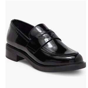 Steve Madden Shiny Black Loafers